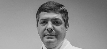Dr. Michel Bergoeing: “La gran revolución de nuestra especialidad ha sido la cirugía mínimamente invasiva”